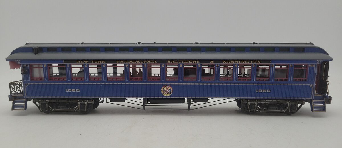 Lionel 2427572 O Gauge Royal Blue Wood Passenger Car #1060 EX