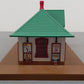 Lionel 2229080 O Assembled Plug-Expand-Play Passenger Station EX/Box