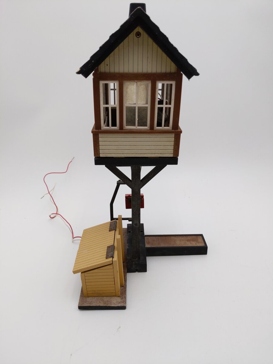 Aristo-Craft ART-7109 G Scale Elevated Switch Tower VG