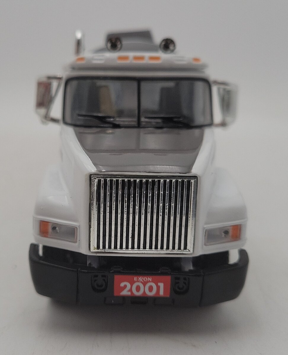 Exxon 2001 Diecast Collector's Edition Collectible Tanker EX/Box
