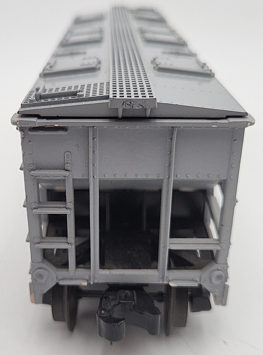 KMT 97786 O Gauge C&EI 2-Bay Covered Hopper EX