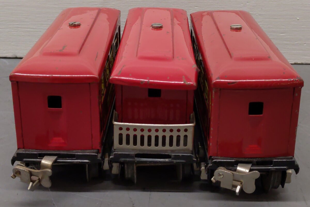Lionel Vintage O Prewar Red Tinplate Passenger Cars 629, 630 [3]