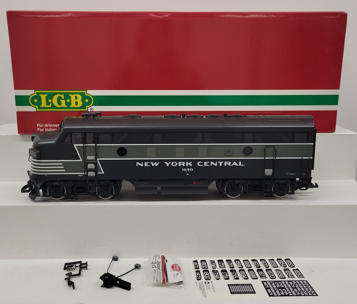 LGB 21570 G Gauge New York Central F7 A Unit Diesel Locomotive #1650 EX/Box