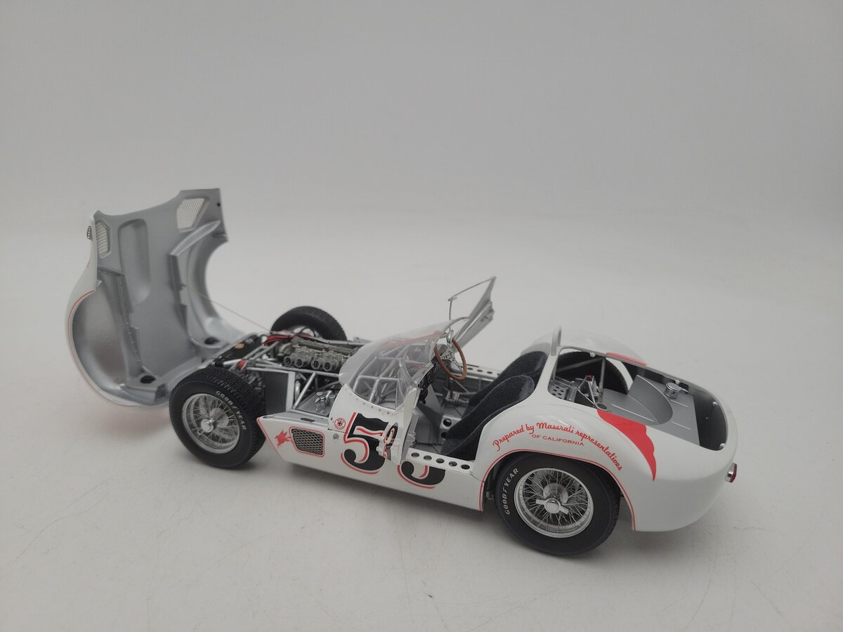 Minichamps 1:18 Scale 1960 Maserati Tipo 61 LA Times GP Bill Krause Car #53 VG