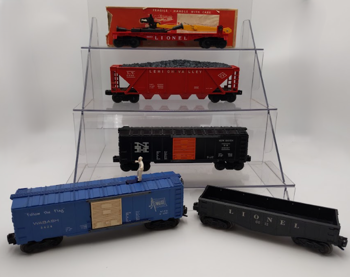 Lionel Vintage O Gauge Freight Cars- 6660, 6464-42, 3424, 6436, & 6012 [5]/Box