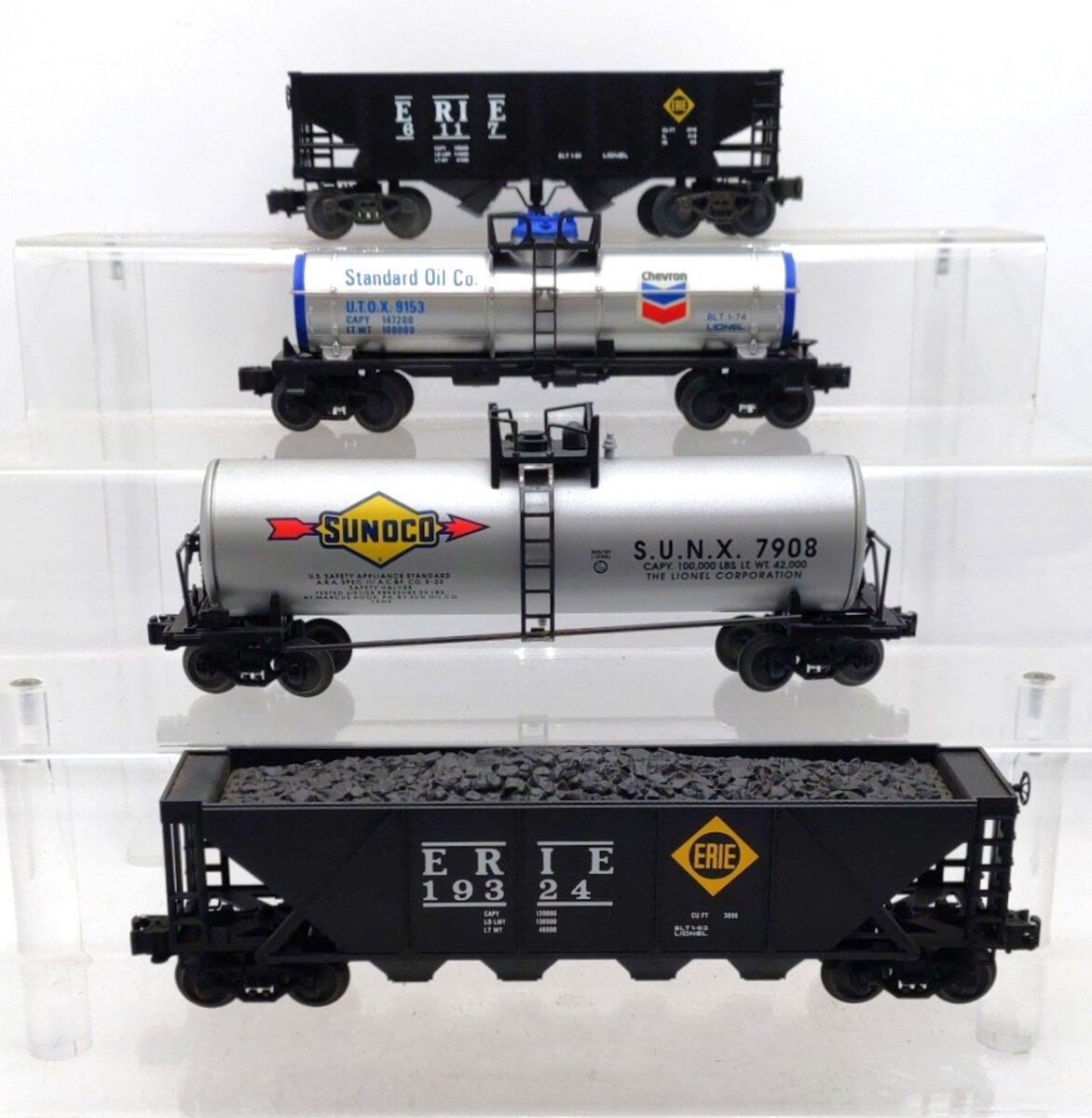 Lionel & Other O Gauge Assorted Freight Cars [4] VG