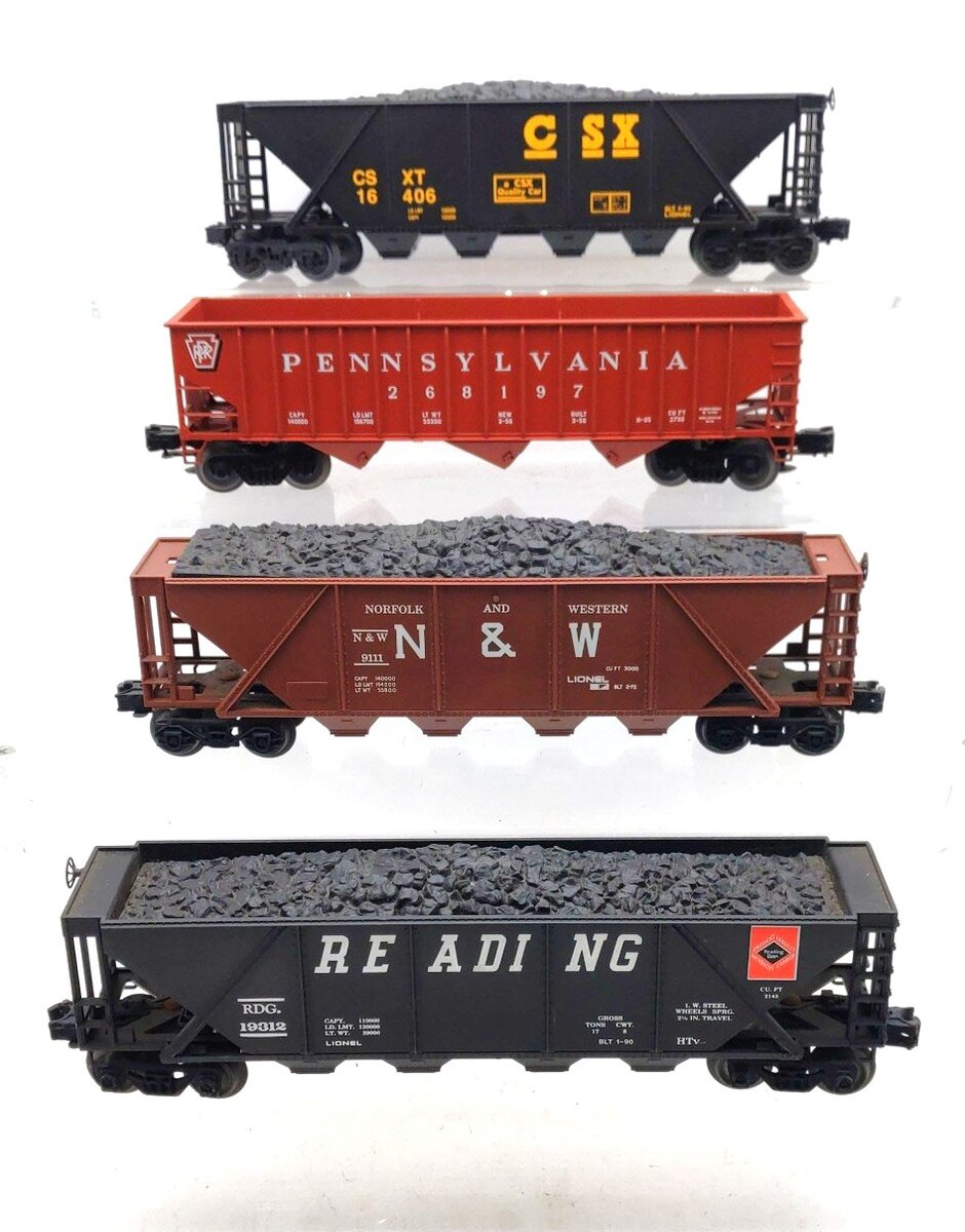 Lionel & Other O Gauge Assorted Freight Cars [4] VG