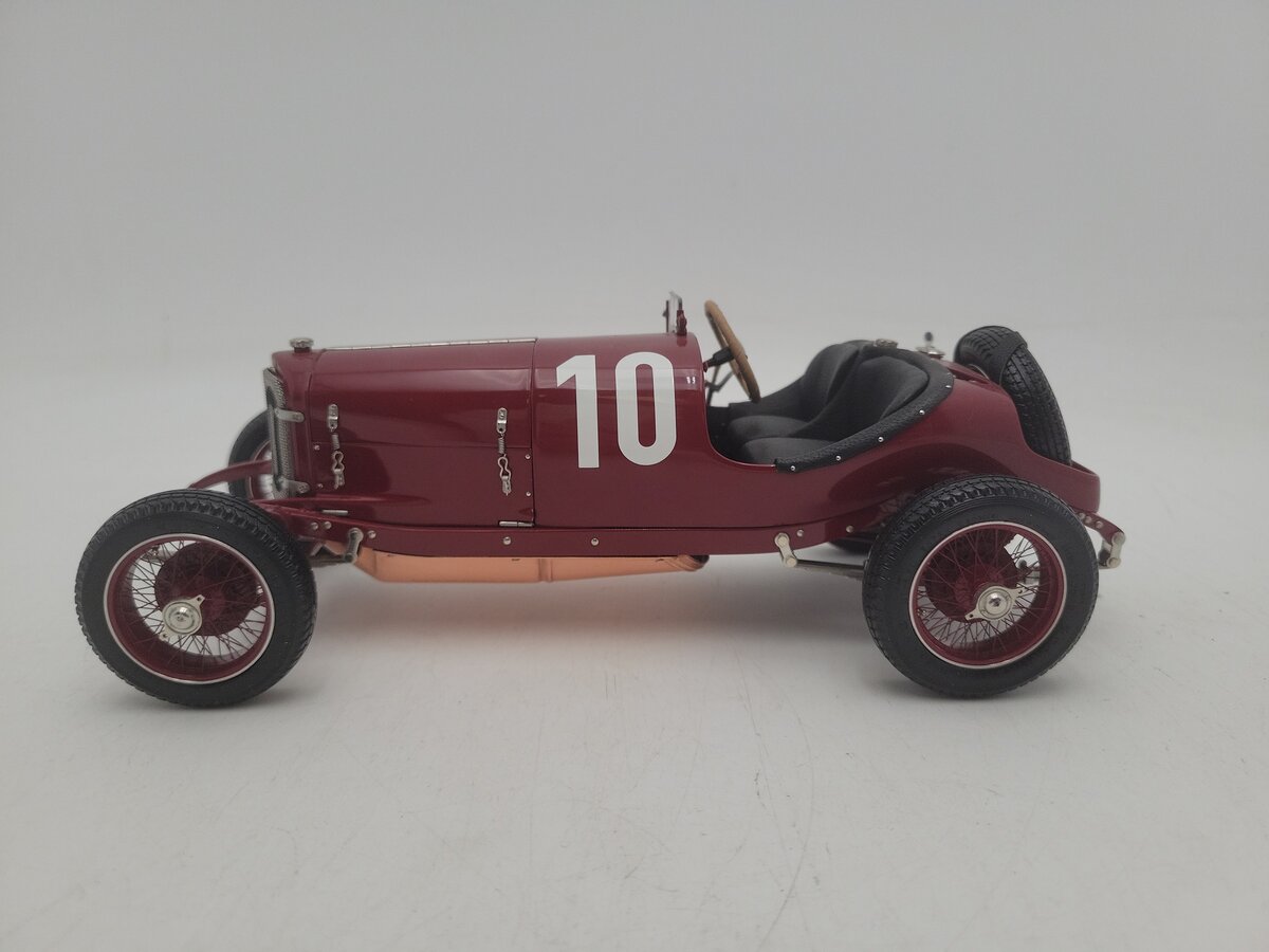 CMC M-048 1:18 Scale Maroon Mercedes Rennwagen 2-L Targa Florio 1924 EX