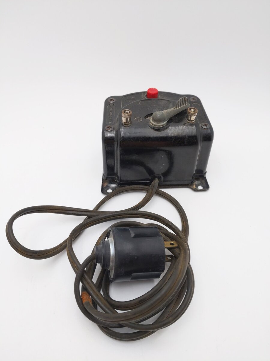 Lionel 1053 Vintage O 60 Watt Transformer w/Whistle Control VG