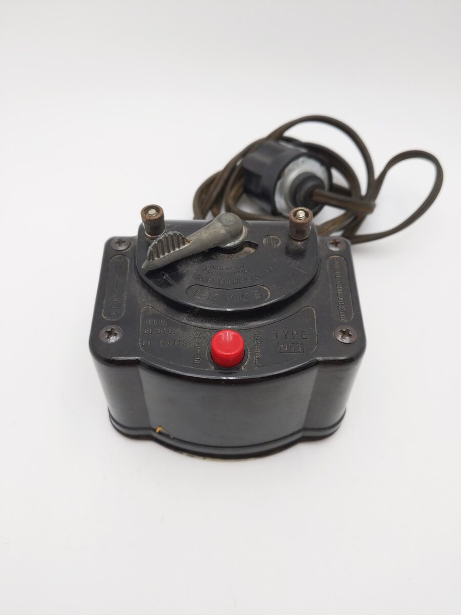 Lionel 1053 Vintage O 60 Watt Transformer w/Whistle Control VG