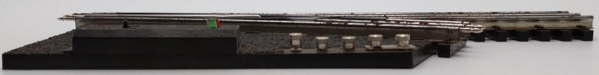 Lionel 6-12080 O 42" Remote-Control Right Hand Switch Turnout VG/Box