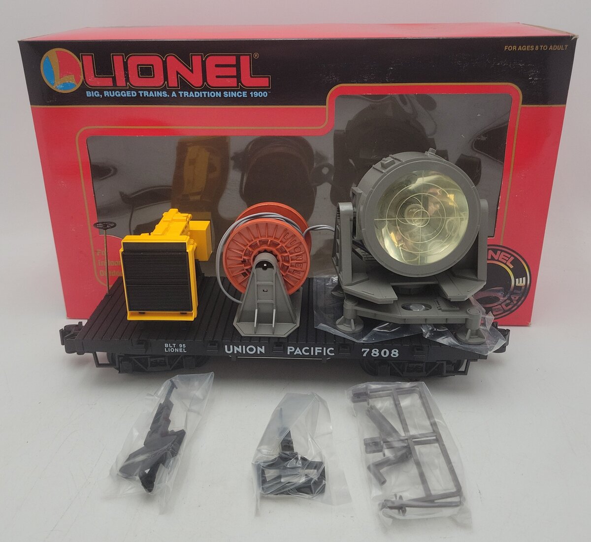 Lionel 8-87808 G Scale Union Pacific Searchlight Car VG/Box