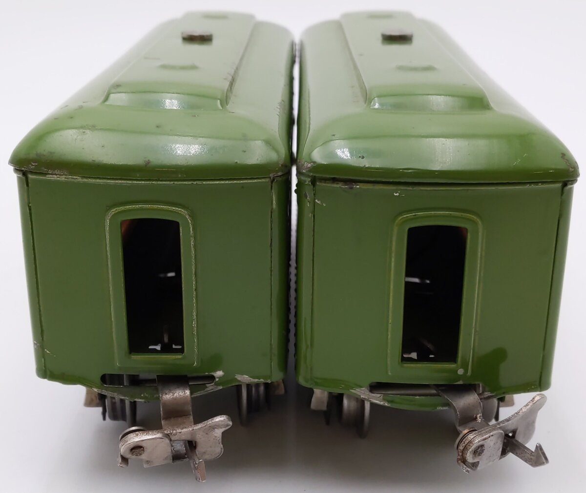 Lionel Vintage O Prewar Green Tinplate Passenger Cars 610, 612 [2]