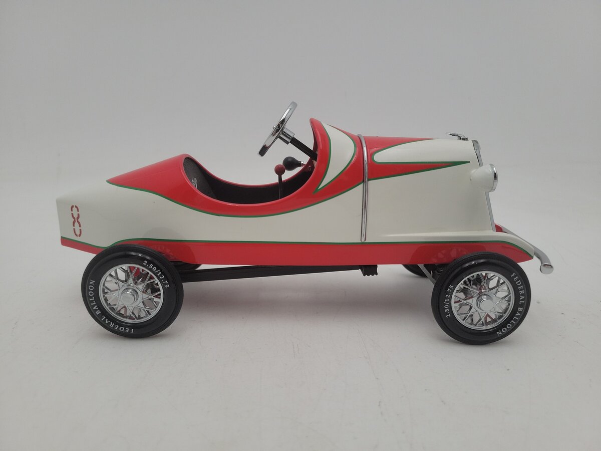 Hallmark QHG9057 Kiddie Car #8 Classics 1935 Toledo Duesberg Racer Limited Ed. EX