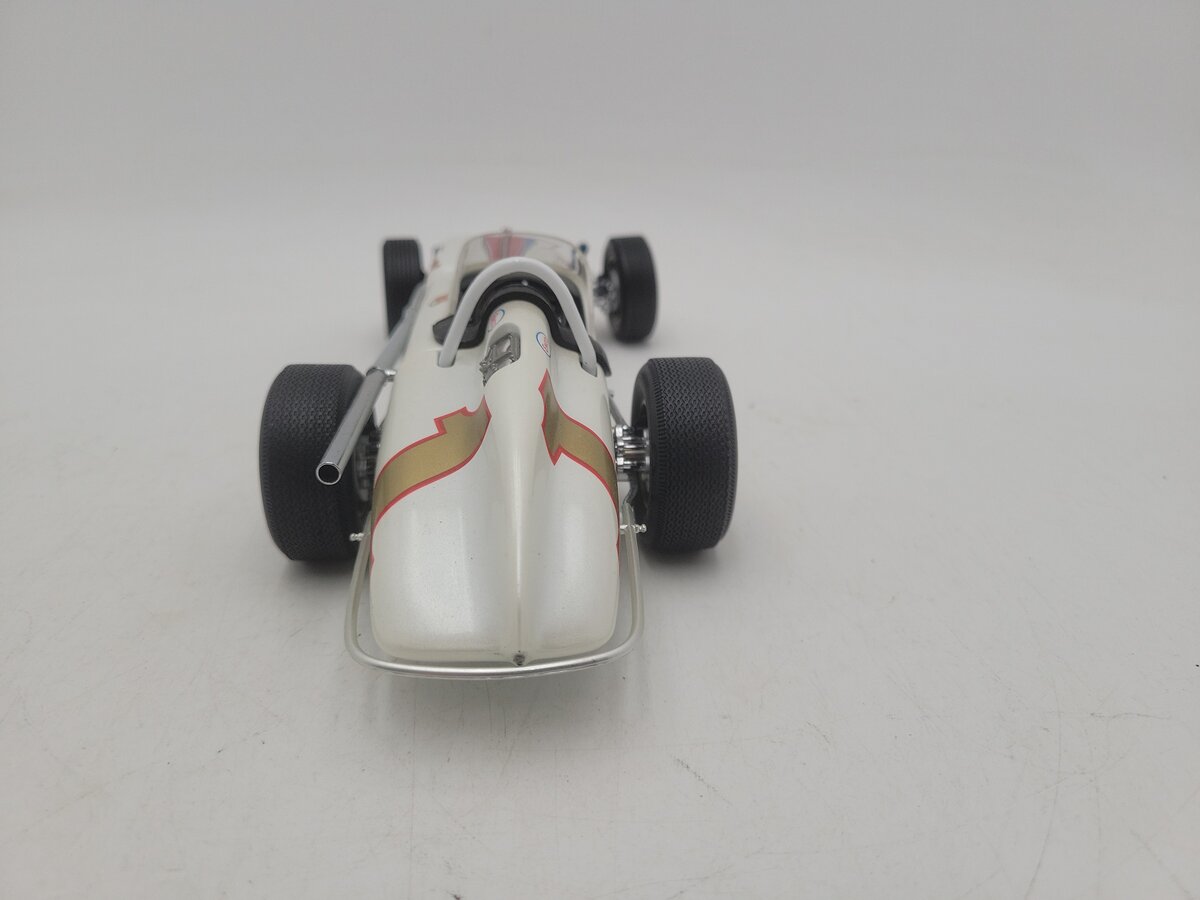 Carousel 1 3091 1:18 Scale White 1961 Watson Roadster 