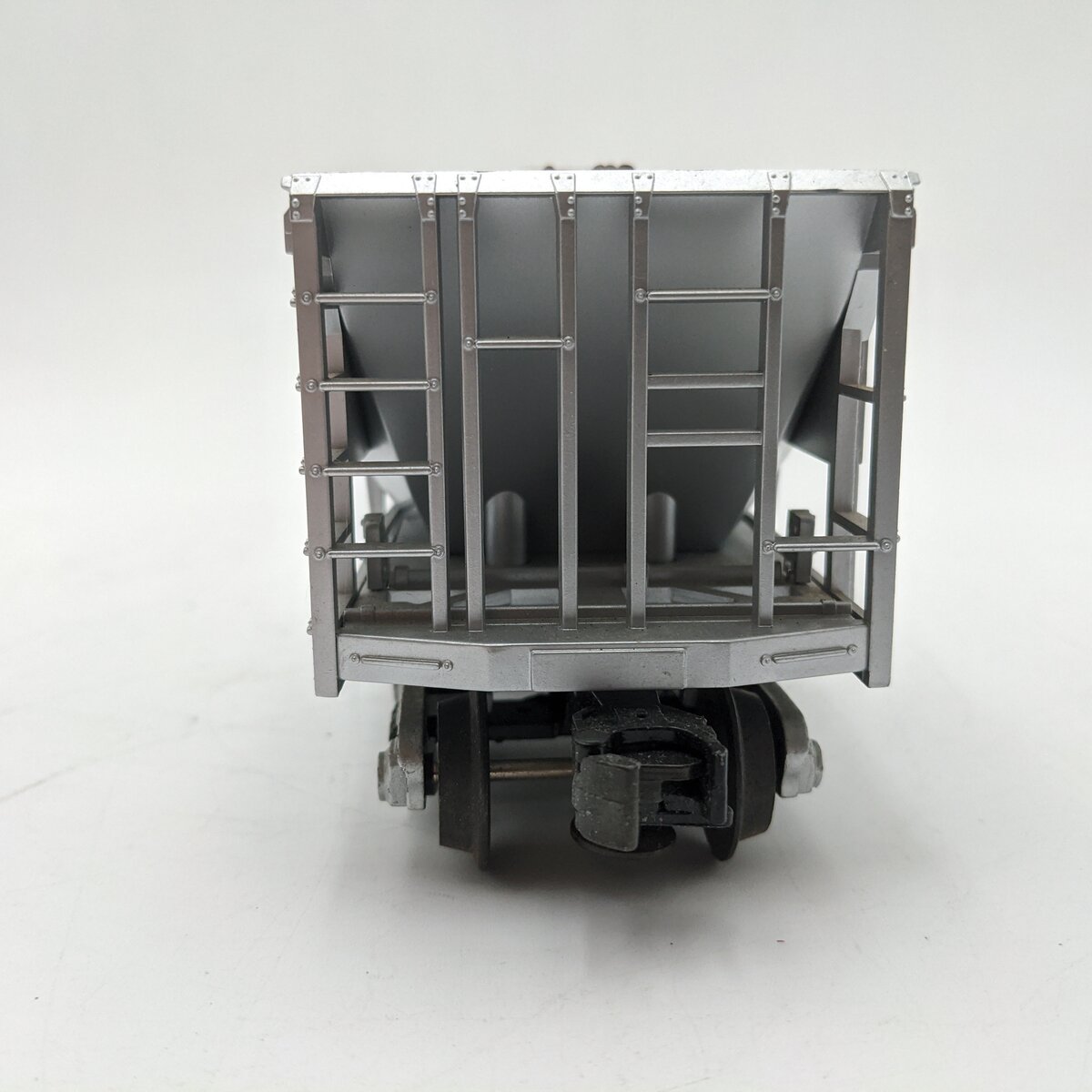 MTH 30-7527 O Gauge Union Pacific Ore Car w/Ore Load EX