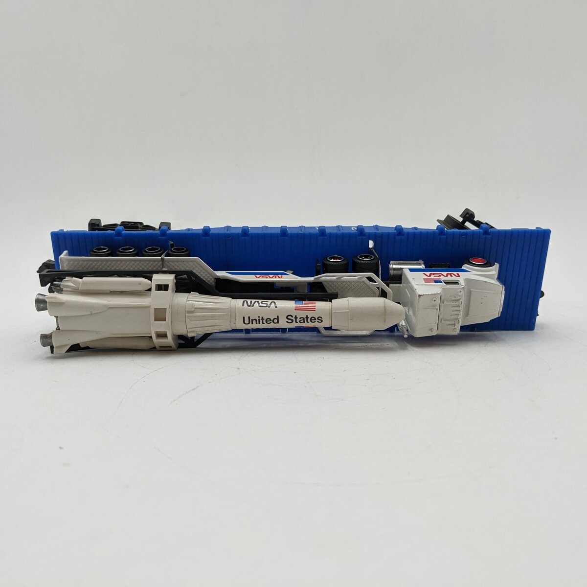 O Gauge Nasa Flatcar w/Majorette Nasa Semi Trailer 600 Series w/ Rocket EX