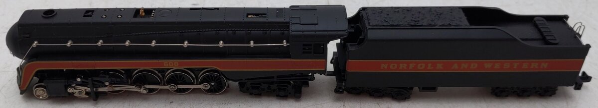 Bachmann 51-0658-A4 N Norfolk & Western J Steam Locomotive & Tender #608 EX/Box