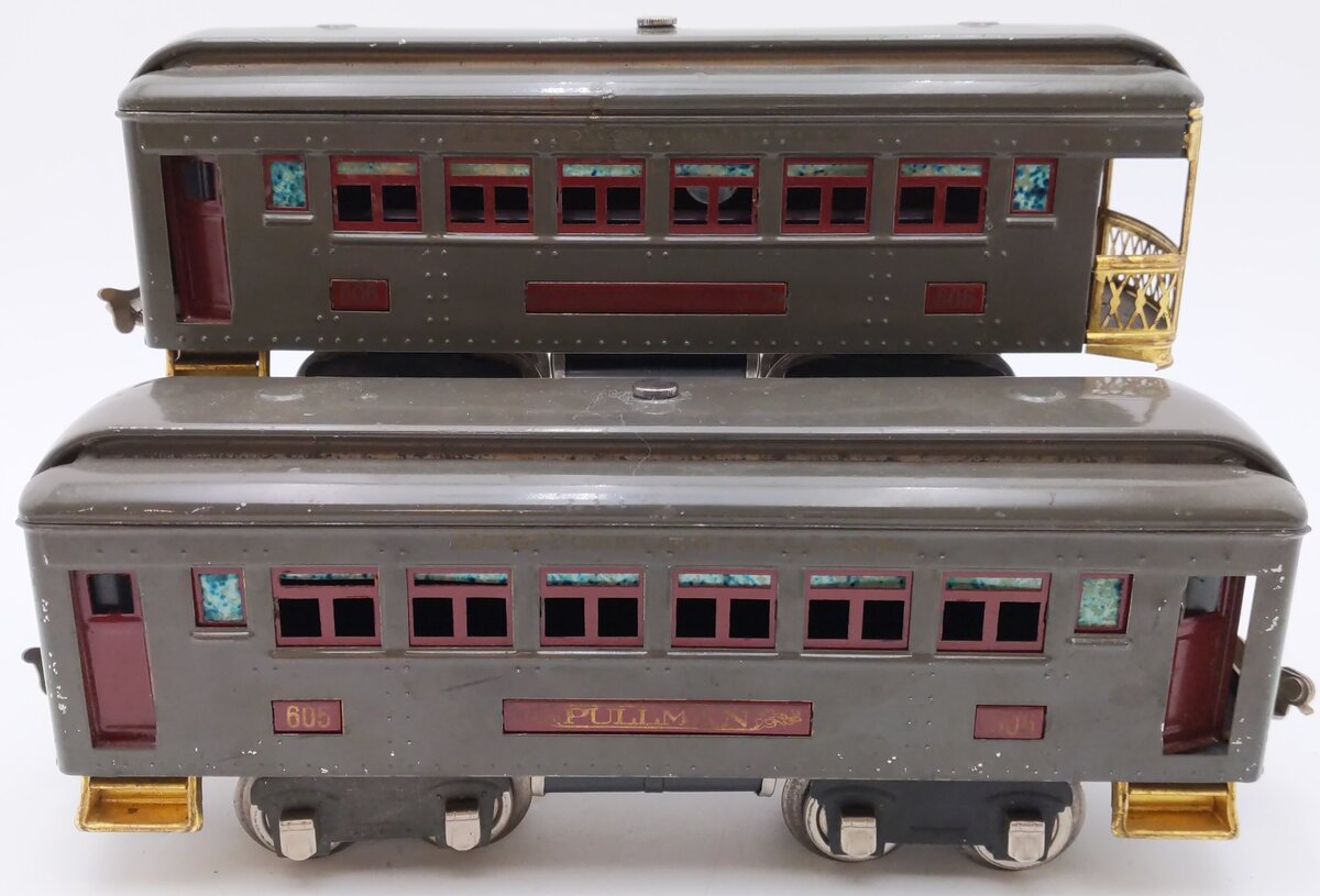 Lionel Vintage O Gauge New York Central Grey Tinplate Passenger Cars 605,606[2]