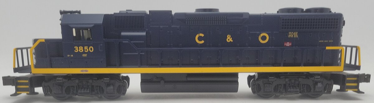 Williams GP38-203 O Gauge Chesapeake & Ohio Diesel Locomotive #3350 EX/Box