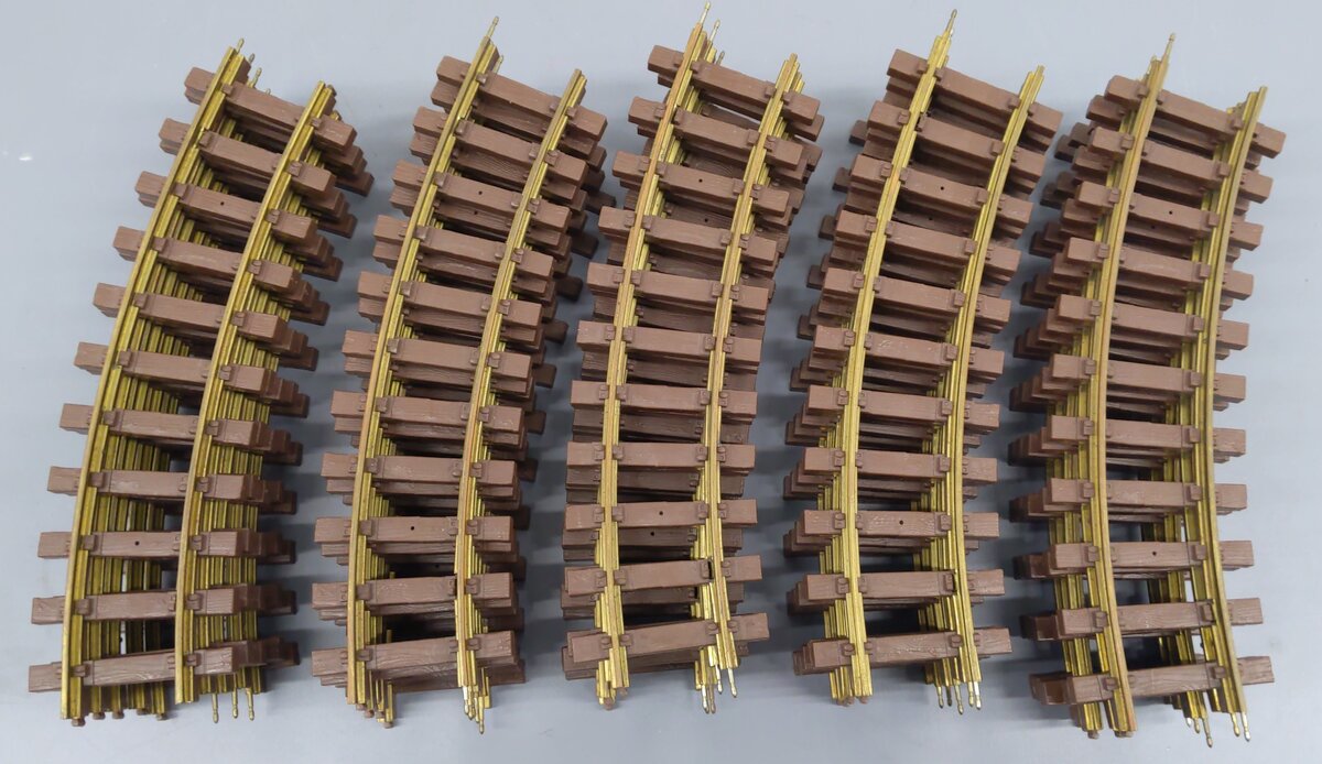 Lionel 8-82003 G Scale Curved Track Section (25) VG