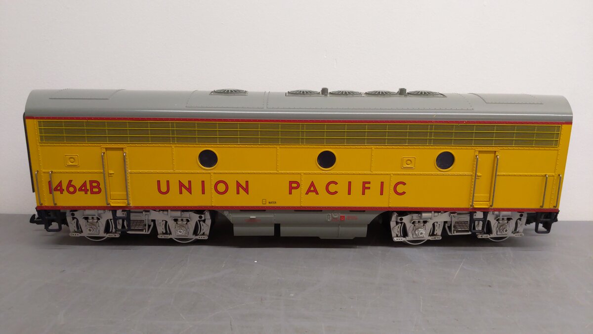 LGB 23582 Union Pacific B Unit Diesel Loco w/ Sound EX/Box