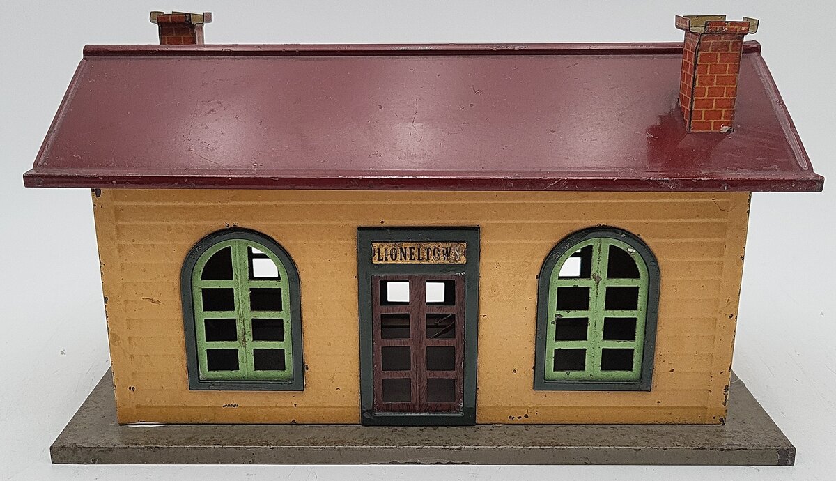 Lionel 127 Vintage O Lioneltown Tinplate Station