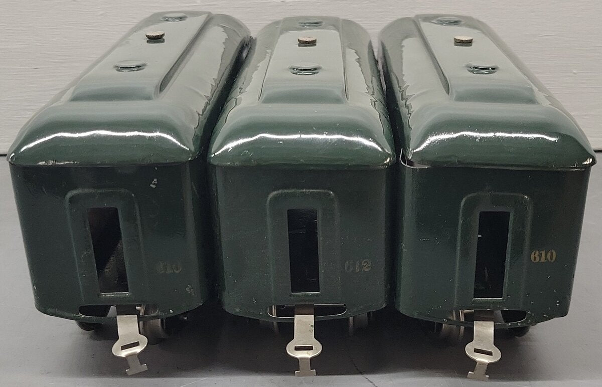 Lionel Vintage O Prewar Tinplate Passenger Cars 610, 612 [3]
