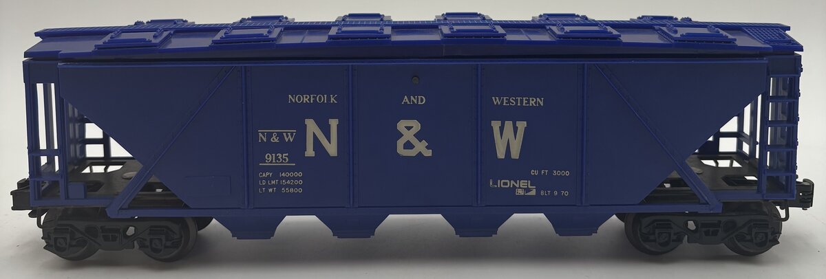 Lionel 6-9135 O Gauge Norfolk & Western Covered 4-Bay Hopper EX/Box