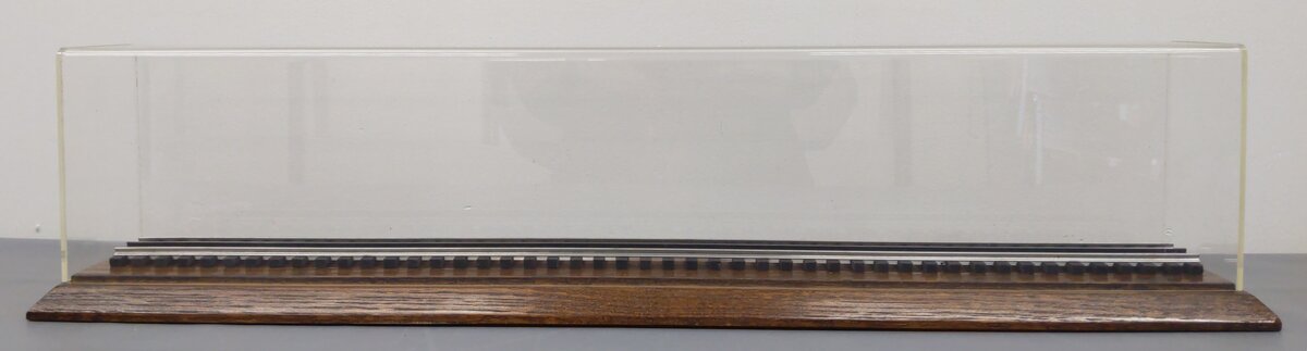 Lionel Hudson Type 4-6-4 J-1E NYC Display Case EX