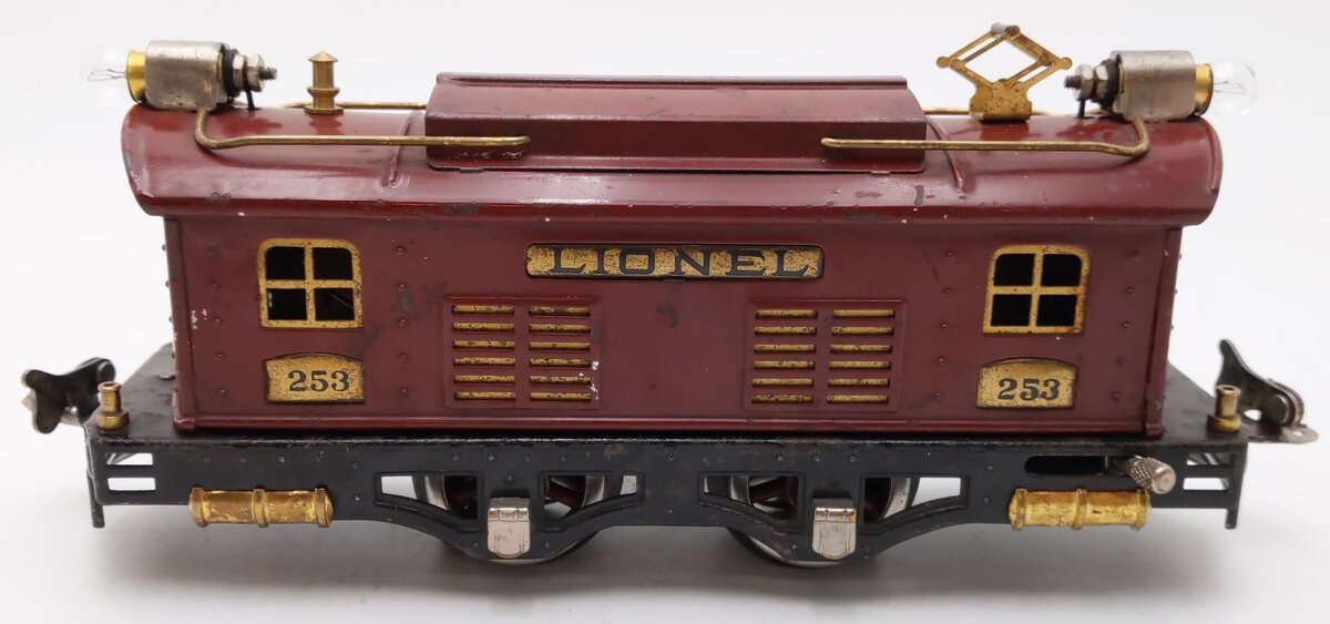 Lionel 253 Vintage O 0-4-0 Maroon Electric Locomotive
