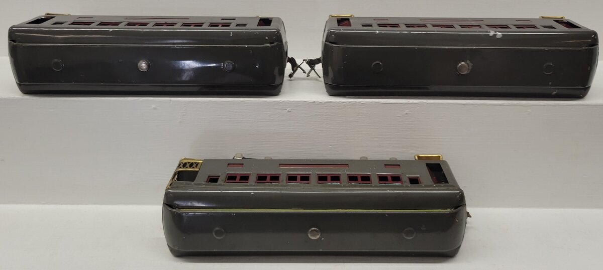 Lionel Vintage O Prewar Tinplate Passenger Cars 605, 606 [3]