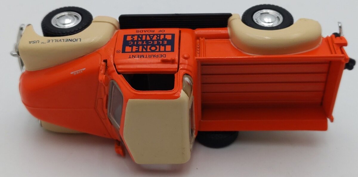Road Champs C3100 1:43 Diecast 1995 Eastwood Lionelville 1953 Chevy Truck EX/Box