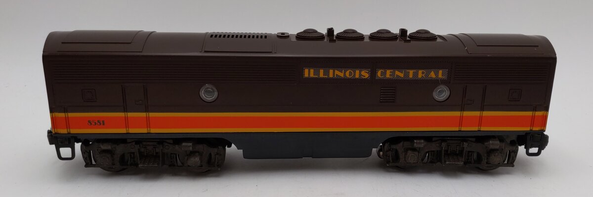 Lionel 6-8581 O Gauge Illinois Central F3 Dummy B Unit Diesel Locomotive LN/Box