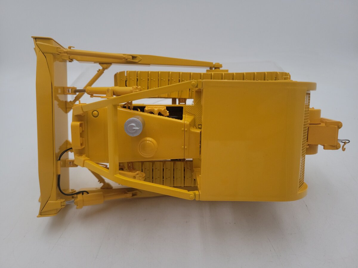 First Gear TD-25 1:25 Scale International Yellow Diecast Crawler Forest Service EX