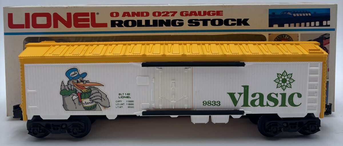 Lionel 6-9833 O Gauge Vlasic Pickles Billboard Reefer Car #9833 EX/Box