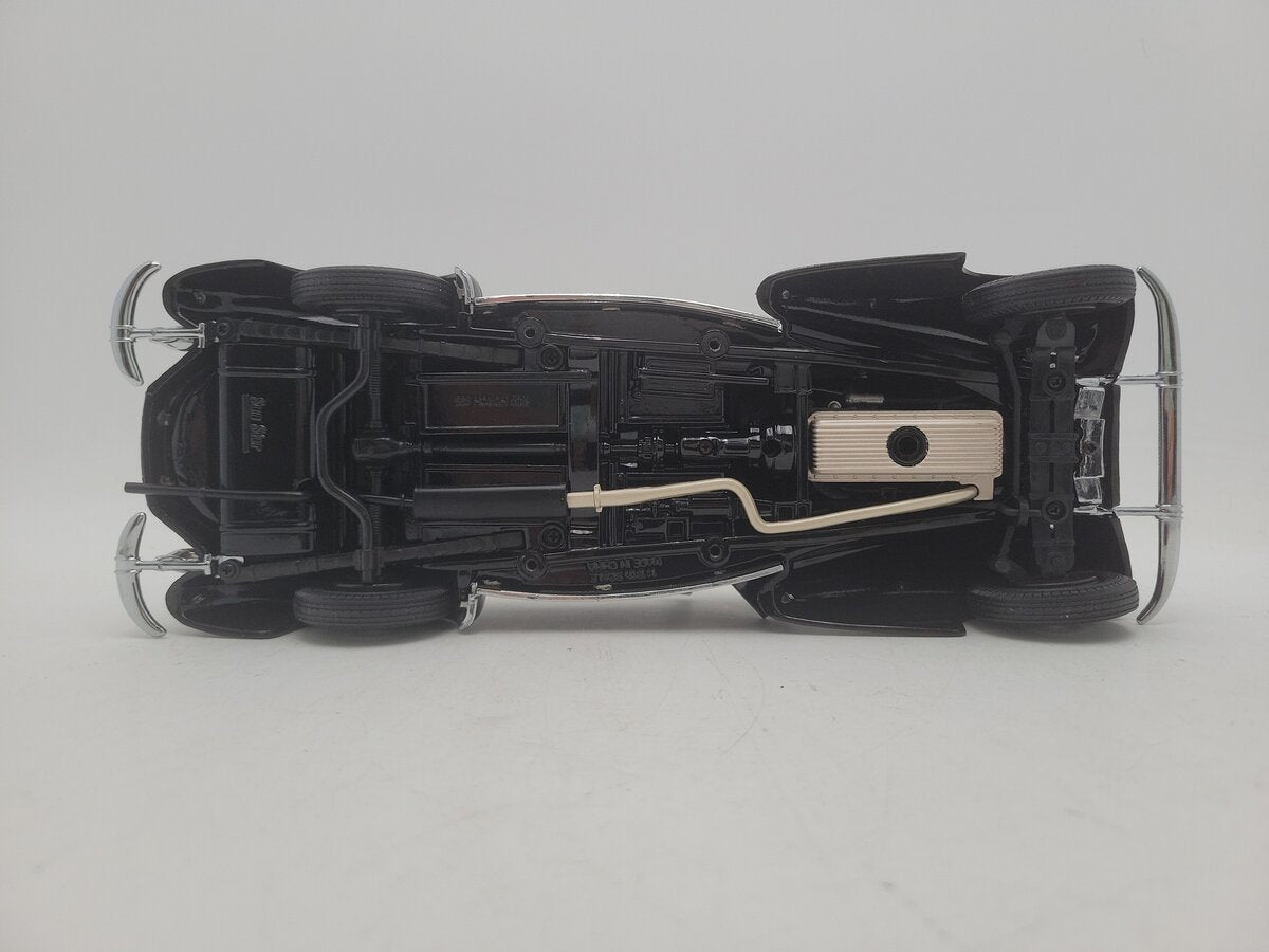 Sun Star 2401 1:18 Scale Black 1938 Horch 855 Special Roadster Diecast Vehicle EX