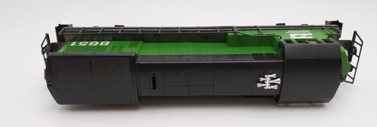 Lionel 6-8651 O Burlington Northern U36B Dummy Diesel Locomotive VG