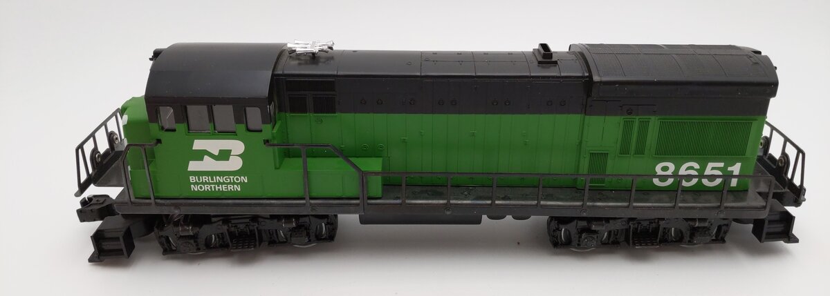 Lionel 6-8651 O Burlington Northern U36B Dummy Diesel Locomotive VG