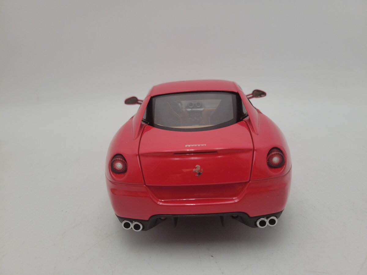 Mattel 2006 1:18 Scale Hotwheels Red/Tan Interior Ferrari 599 GTB Limited Ed. EX
