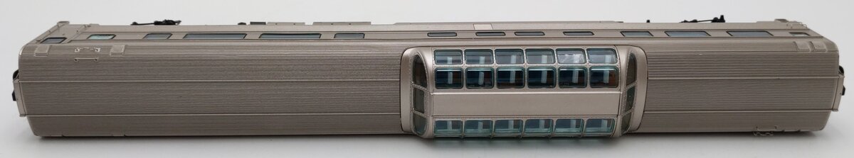Rapido Trains 116038 HO Unlettered Budd Mid-Train Dome Stainless Steel