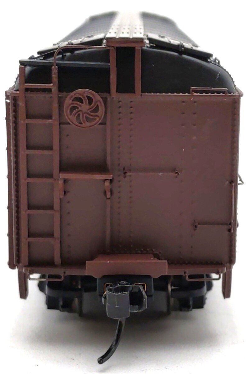 Walthers 920-17222 HO Pennsylvania 50' Class R50b Express Reefer RTR #2913