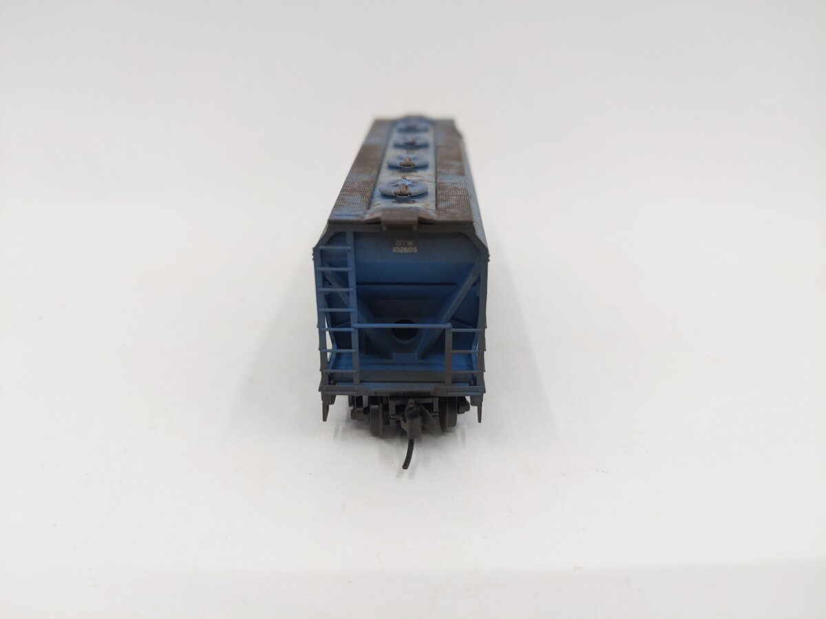 Micro-Trains 09244011 N Scale Grand Trunk Western 2-Bay Covered Hopper #102606 LN/Box