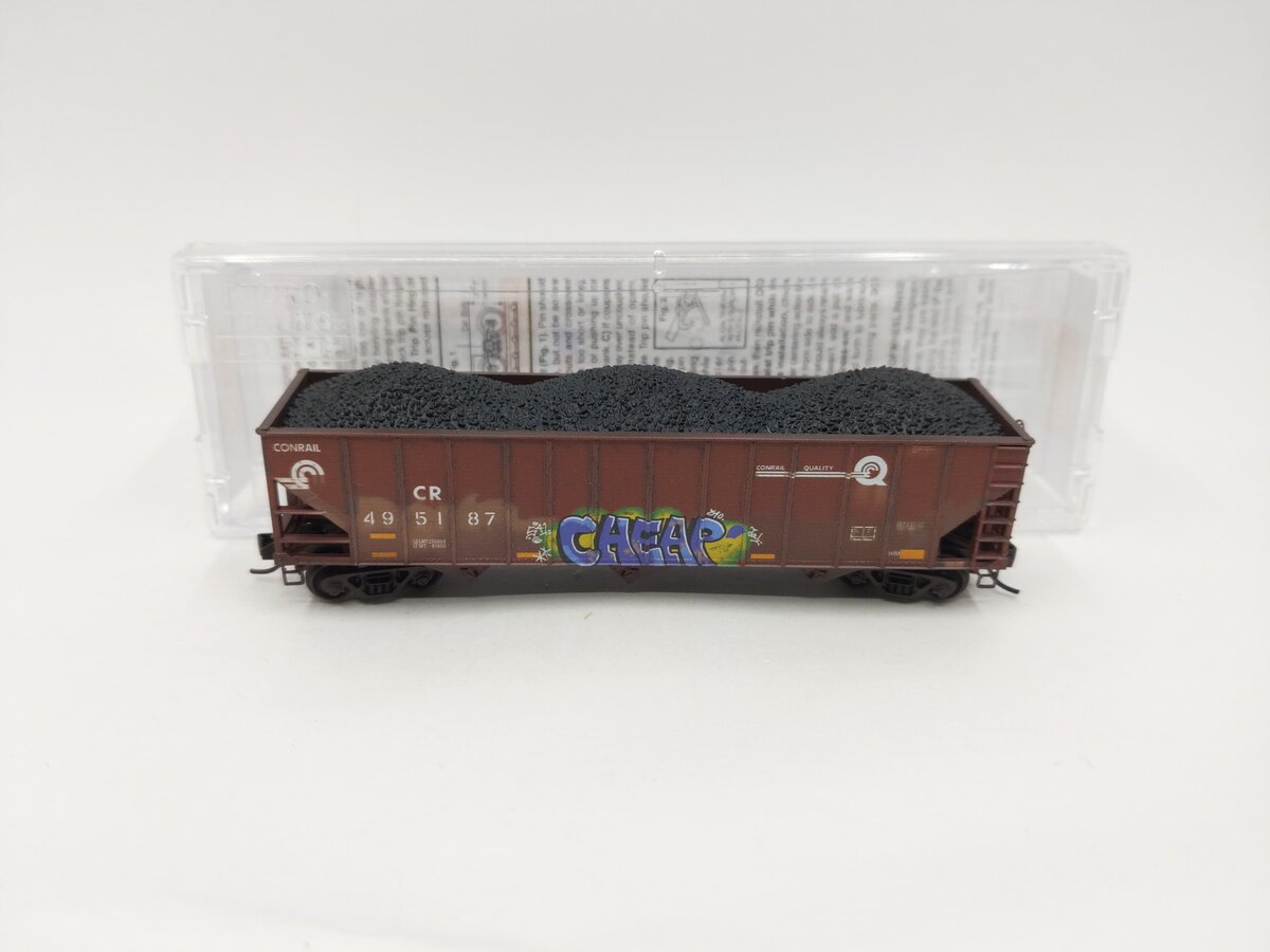 Micro-Trains 10846700 N Scale Conrail 100-Ton 3-Bay Open Hopper w/Coal Load LN/Box