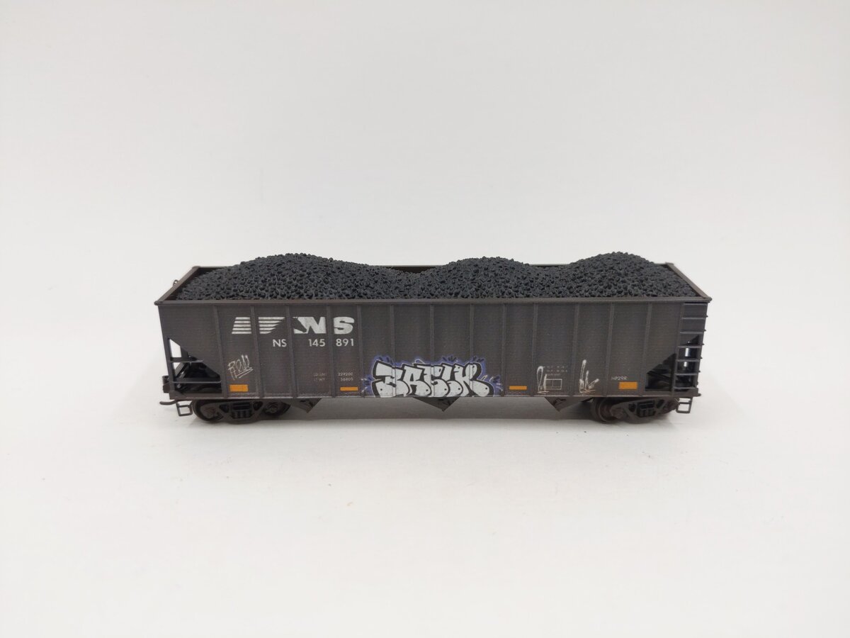 Micro-Trains 10845280 N Scale Norfolk Southern 100-Ton 3-Bay Open Hopper LN/Box