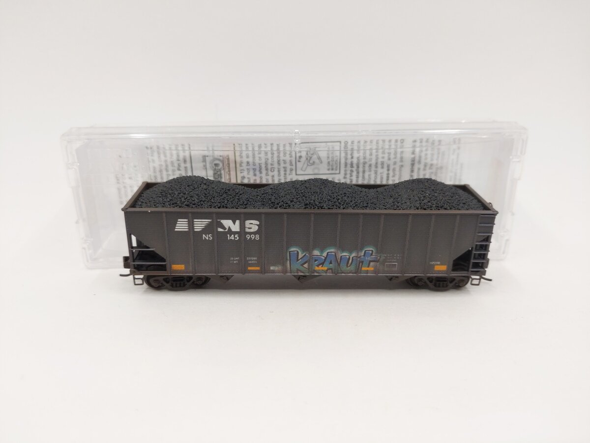Micro-Trains 10846280 N Scale Norfolk Southern Weathered 100-Ton 3-Bay Hopper LN/Box