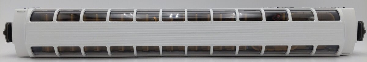 MTH 20-67201 Long Island Railroad 70' Vista Dome Passenger Car EX/Box