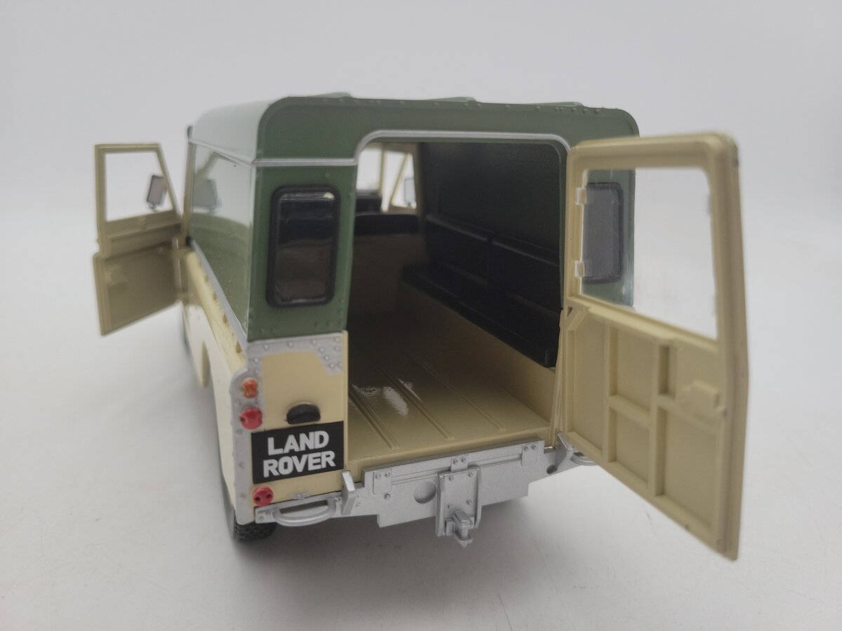 Universal Hobbies 1:18 Scale Gren Tilt/Sand Land Rover Series II, III Hard Top EX