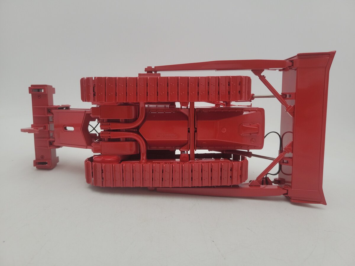 First Gear 2002 1:25 Scale Red International TD-25 Bulldozer #11 Firebreaker EX