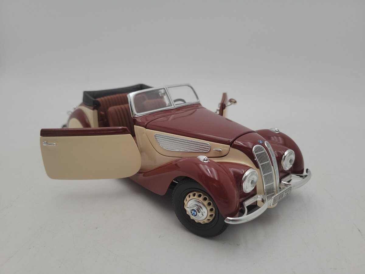 Guiloy 7327 1:18 Scale Reddish Brown & Tan BMW Cabrio Convertible M-MW EX